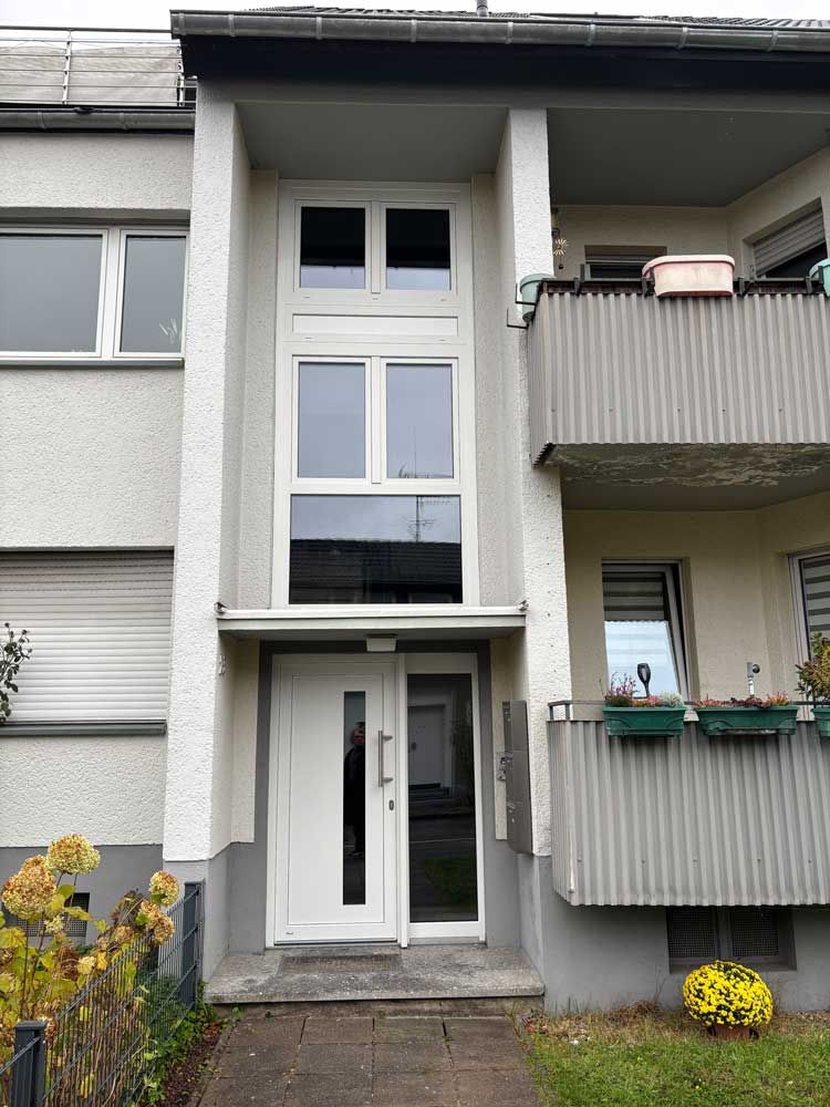 Neue Fenster und Haustür in Leverkusen