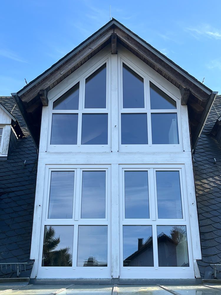 Neue Fensterfront in Meudt